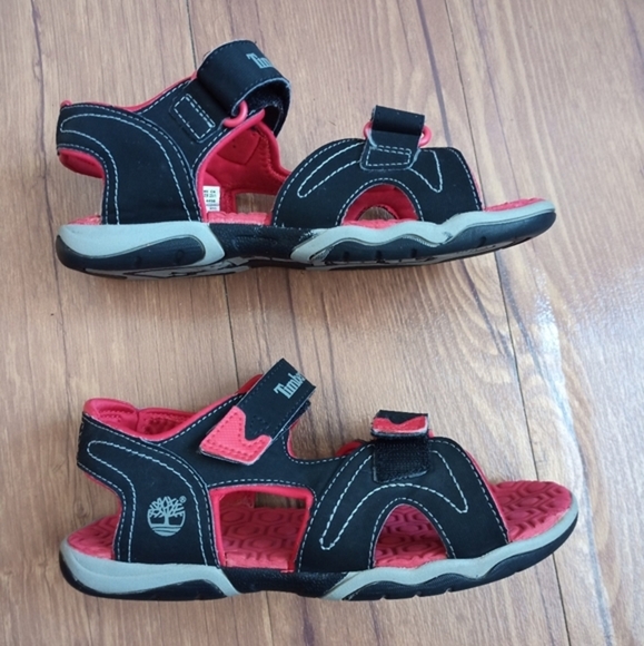 Timberland Sandal Size 4 Boys - Picture 3 of 8